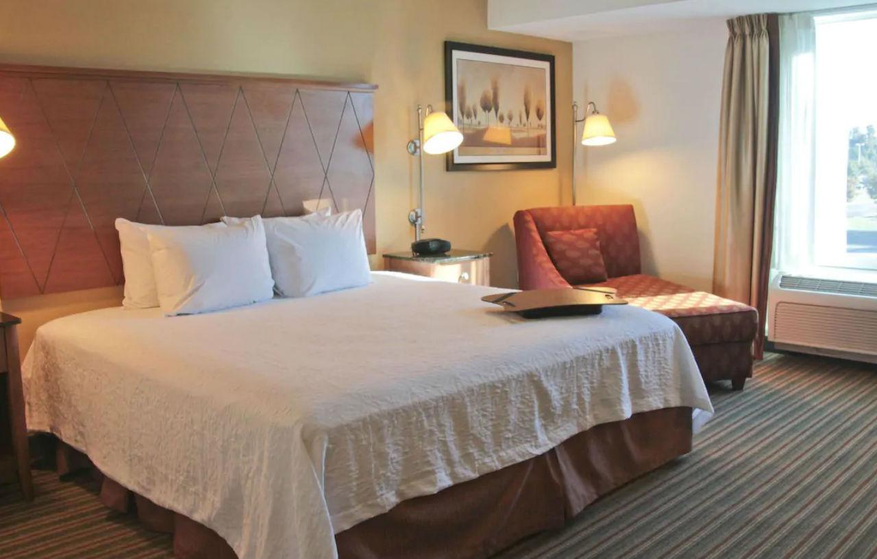 Hampton Inn Hampton-Newport News Exteriör bild