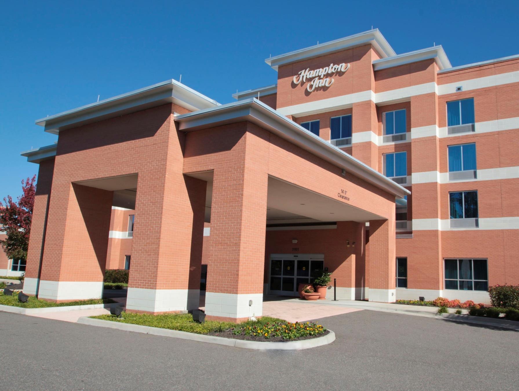 Hampton Inn Hampton-Newport News Exteriör bild