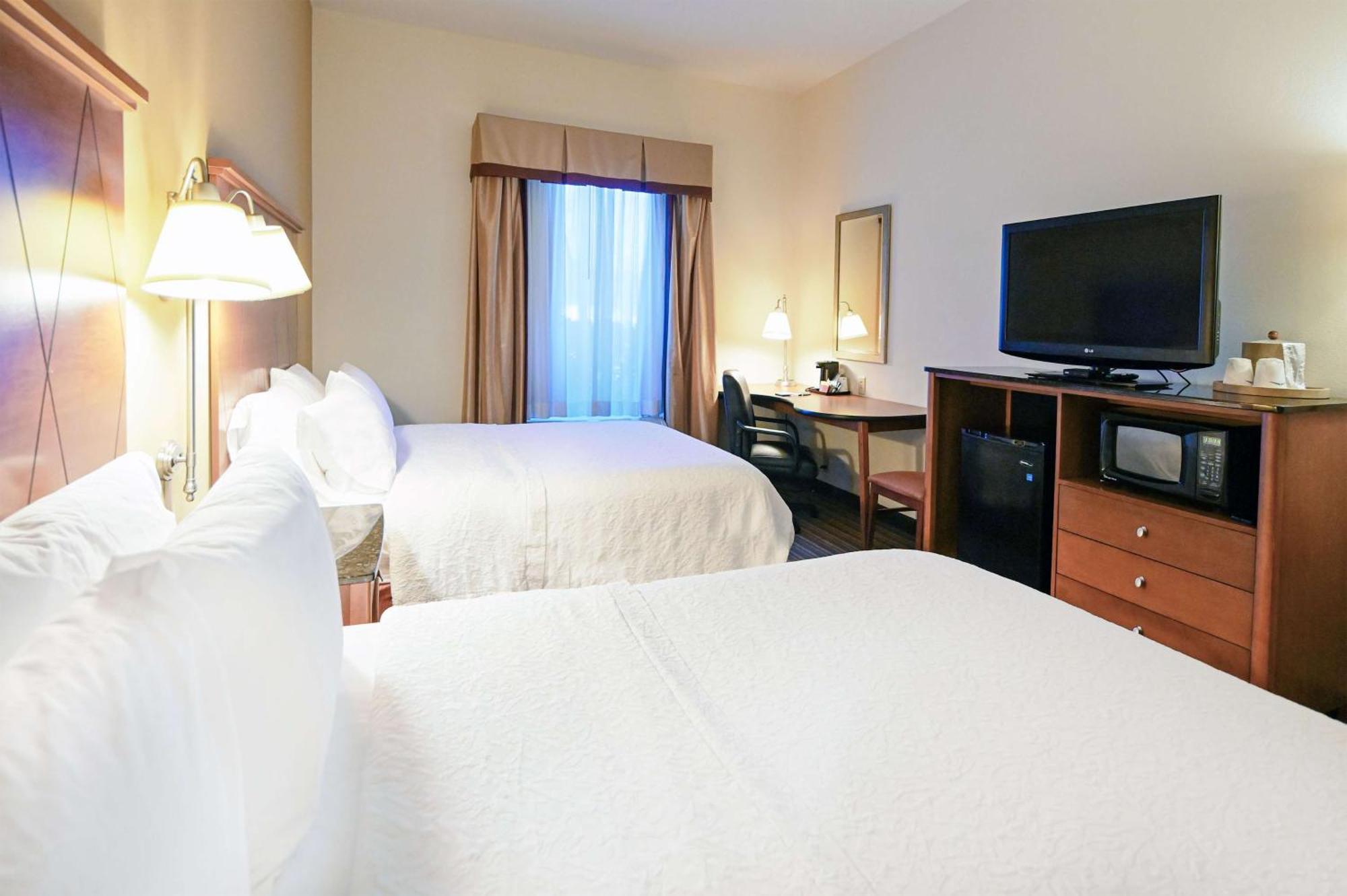 Hampton Inn Hampton-Newport News Exteriör bild