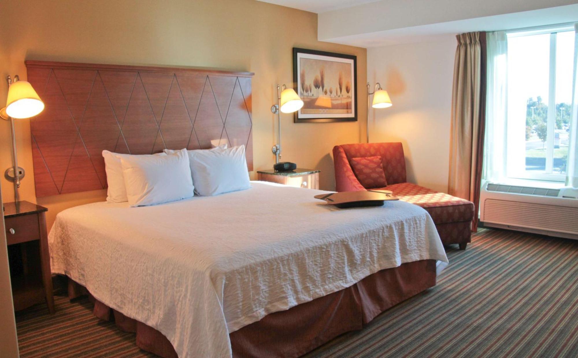 Hampton Inn Hampton-Newport News Exteriör bild